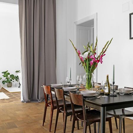 Oomph Koszyki Luxurious Apartments Warschau Buitenkant foto