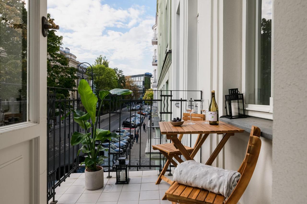 Oomph Koszyki Luxurious Apartments Warschau Buitenkant foto