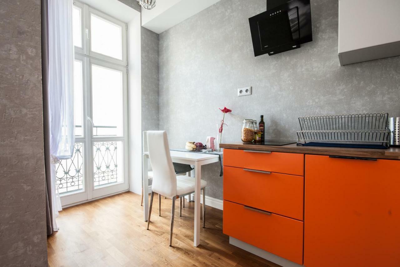 Oomph Koszyki Luxurious Apartments Warschau Buitenkant foto